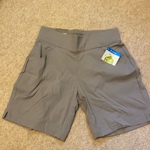 XS new with tags Columbia shorts